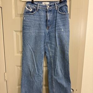 Abercrombie & Fitch 90's Relaxed High Rise Jeans - Curve Love